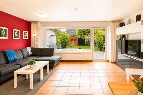 Wohnzimmer - Familienfreundliches Reihenmittelhaus in ruhiger Lage von Bonn-Buschdorf