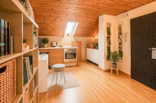Studio im Dachgeschoss - 