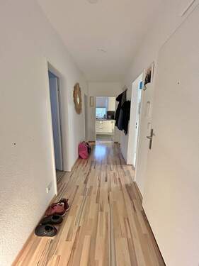 Flur - 3 Zimmer Etagenwohnung in Stuhr