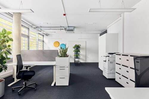 Coworking - Flexibler Schreibtischplatz in Ismaning - modern, ruhig, komplett ausgestattet