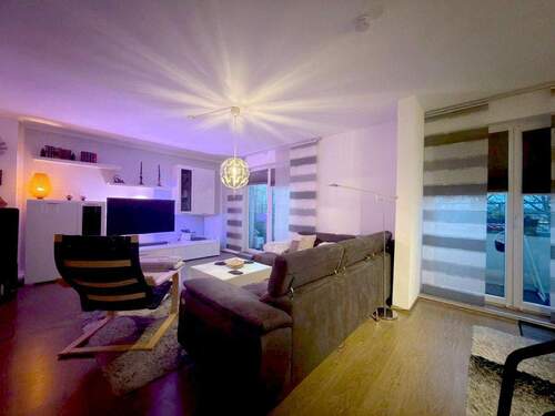 Wohnzimmer - 3 Zimmer Etagenwohnung zur Miete in Oberhausen