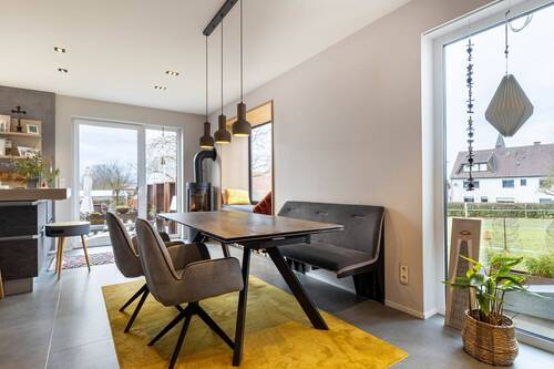 Essbereich - Einfamilienhaus mit 295,20 m&sup2; in Bad Wünnenberg zum Kaufen