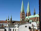 Bild 1 - Ab sofort Verfügbar: Helle 4,5-Zimmer-DG-Wohnung mit Fahrstuhl in Top-Altstadtlage (WG-tauglich)