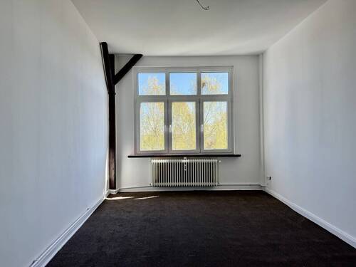 Bild 3 - 4 Zimmer Etagenwohnung in Lübeck