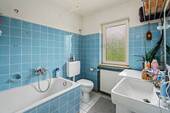 einliegerwohnunng: Badezimmer 1 im Obergeschoss (5,41 m²) - 