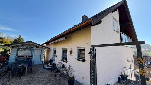 Terrasse EG - 7 Zimmer Einfamilienhaus zum Kaufen in Friedewald