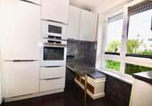 Qualitaitive weiße Einbauküche - 3 Zimmer Etagenwohnung in München