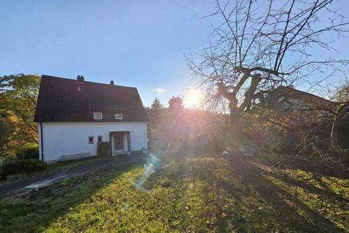 Außenansicht - Einfamilienhaus mit 124,00 m² in Bayreuth zum Kaufen