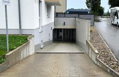 Einfahrt Tiefgarage Illertissen - Garage, Stellplatz zum Kaufen in Illertissen