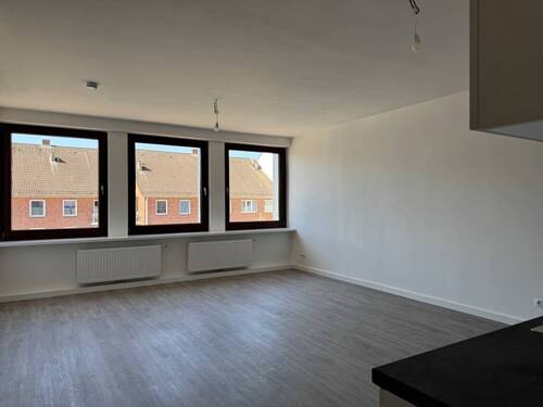 Wohnzimmer - 4 Zimmer Etagenwohnung zur Miete in Hamburg
