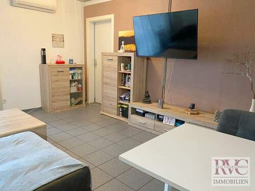 Wohnraum 02 - 2 Zimmer Etagenwohnung zum Kaufen in Ainring / Mitterfelden