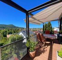 3-Zimmer-Wohnung mit großem SW-Balkon, Fernblick und Gartenanteil - Reutlingen / Gönningen