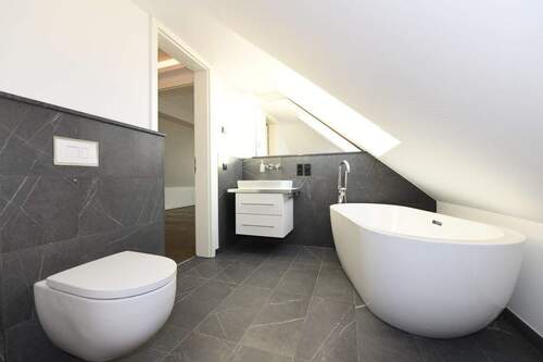 Bad obere Ebene - Etagenwohnung mit 102,70 m&sup2; in Leipzig zur Miete