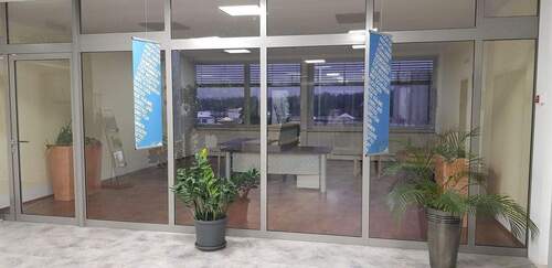 Büro - 1000 qm Büro - Praxis - Kanzlei - barrierefrei auf einer Ebene, renoviert