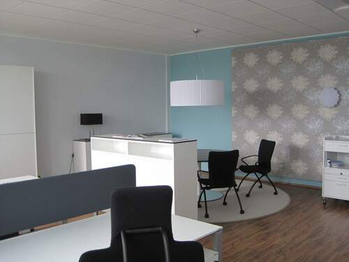 Büro (Möbel) - Büro zur Miete in Langweid-Foret