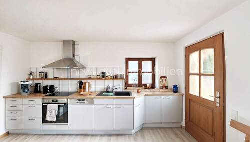 Einbauküche - Bauernhaus, Landhaus mit 125,00 m&sup2; in Winzer zum Kaufen