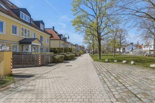 Außenaufnahme mit Park - 