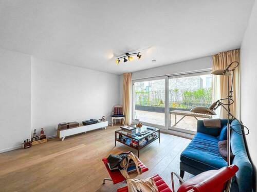 Wohnzimmer - 4 Zimmer Etagenwohnung in Düsseldorf
