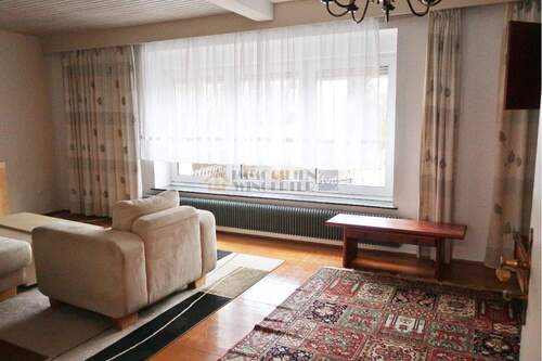 Ansicht - Rarität in Uninähe - Doppelhaushälfte mit traumhaft großem Grundstück