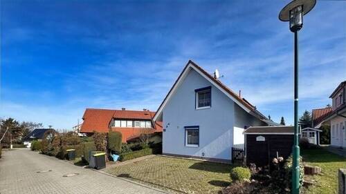 Lage in der Straße - Doppelhaushälfte mit 76,00 m&sup2; in Insel Poel zum Kaufen