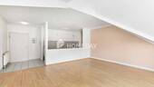 Wohnzimmer 2 - 2 Zimmer Etagenwohnung in Ludwigshafen