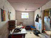 Garage - 