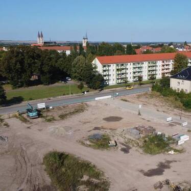 Blick auf die Südstraße sowie den Dom - Grundstück in Halberstadt