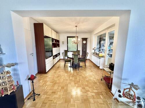 Zugang vom Wohnzimmer in den Essbereich - 