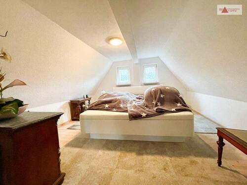 Schlafzimmer DG - 