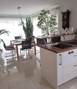 Küchentheke und Essbereich - 