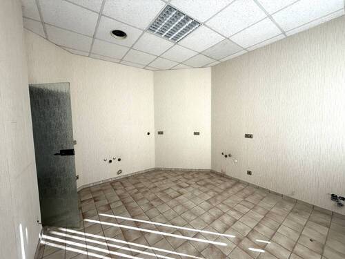 Behandlungsraum - Halle in Gelsenkirchen zur Miete