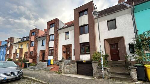 Außenansicht - 6 Zimmer Reihenmittelhaus zum Kaufen in Rostock