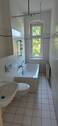 Bad mit Wanne und fenster.jpg - 