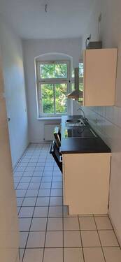 Küche mit Einbauküche.jpg - 