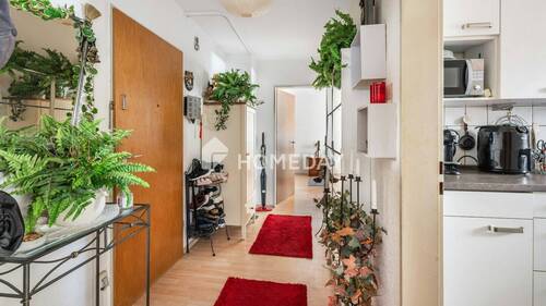 Flur 2 - Etagenwohnung mit 63,00 m&sup2; in Calw zum Kaufen