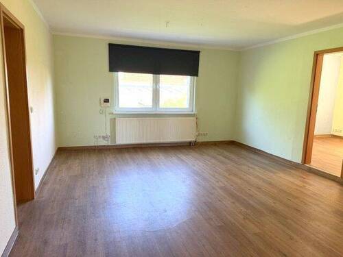 Wohnzimmer - 6 Zimmer Einfamilienhaus zur Miete in Güstrow