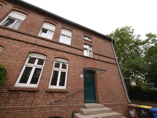 Außenansicht - Kompakt & gemütlich: geräumige 3,5 Zimmer - Erdgeschosswohnung in Essen - Karnap zu vermieten
