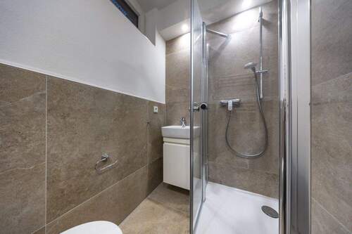 Duschbad UG - 