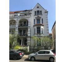 großzügige 6 Zimmer frisch renoviert im Östlichen, Altbaucharme mit Stuck - Braunschweig