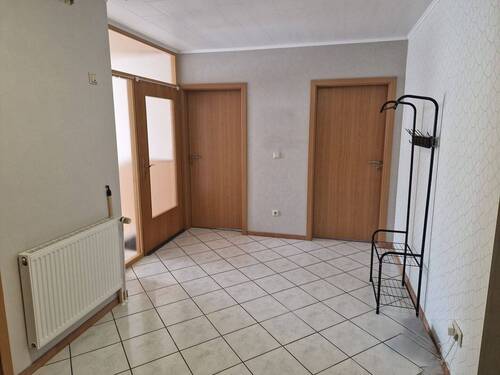 Diele - Etagenwohnung mit 95,00 m&sup2; in Barßel / Harkebrügge zur Miete