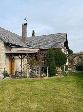 Bild 1 - Exklusiver Klinker - Winkelbungalow !!! MAKLER und PROVISIONSFREI !!! Preis VB