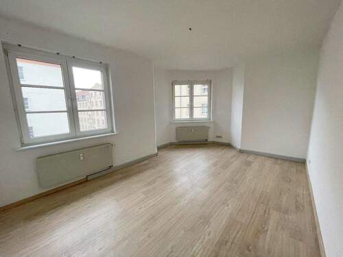 Wohnzimmer - 2 Zimmer Etagenwohnung zur Miete in Leipzig