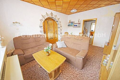 Wohnzimmer im EG - 