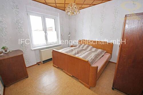 Schlafzimmer Im EG (Einligerwhg.) - 