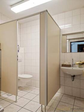 Herrentoilette OG - 