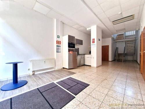 Eingangsbereich - Büro zum Kaufen in Mannheim