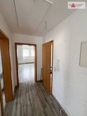 Flur - 1 Zimmer Etagenwohnung in Schlettau