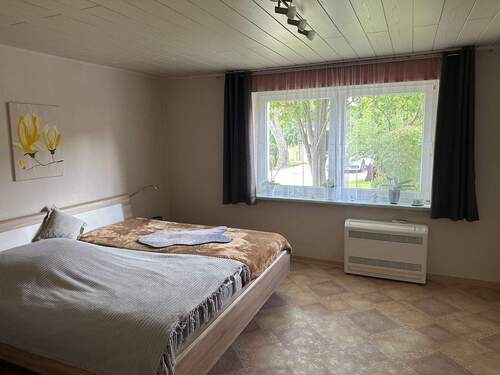 Schlafzimmer EG - 