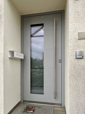 Hauseingang - 5 Zimmer Reihenendhaus in Fellbach