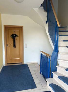 Hausflur_Wohnungseingang - 